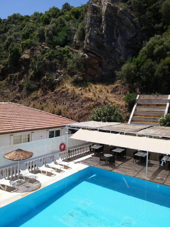 Kavala Hotel Турунч Экстерьер фото
